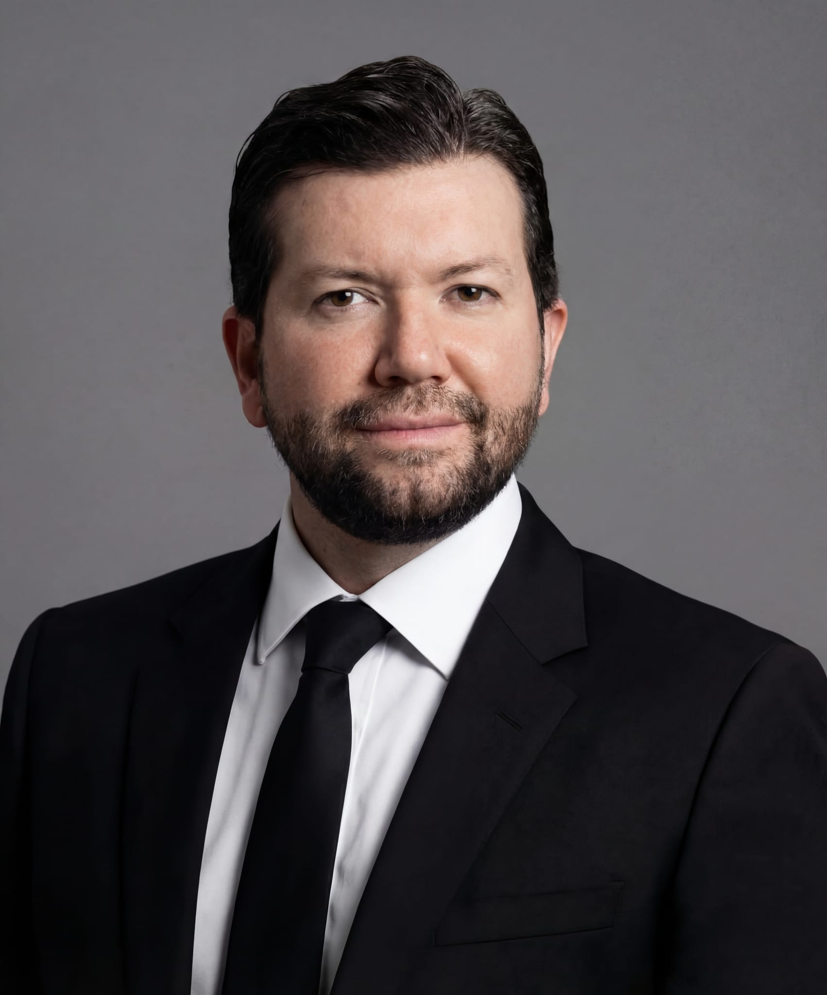 Dr. Alejandro Porras Ruiz